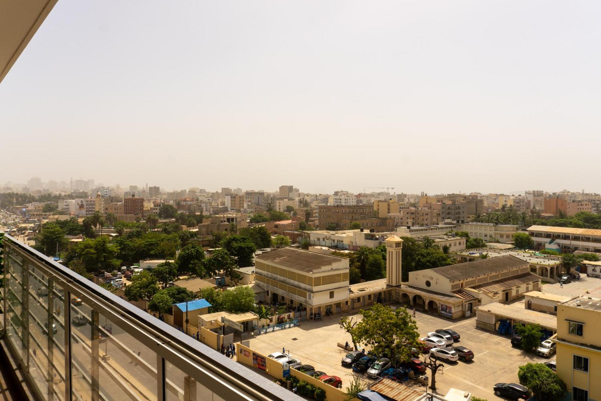 Chambres Meublees Avenue Cheikh Anta Diop Dakar Ngoại thất bức ảnh